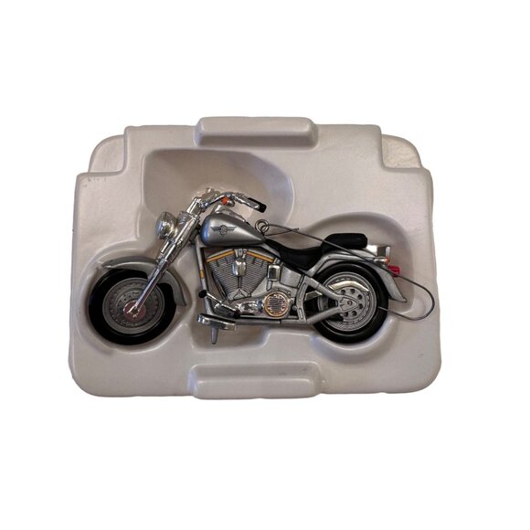 Hallmark Keepsake FAT BOY Harley Davidson Motorcycle Milestones Ornament Christm - Picture 6 of 6